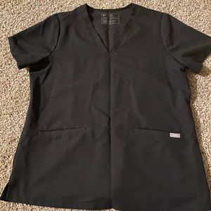 Figs Casma Three-Pocket Scrub Top in Large